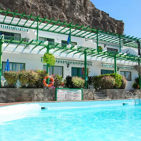 Hotel Veleros 2*