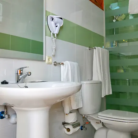 Veleros Otel